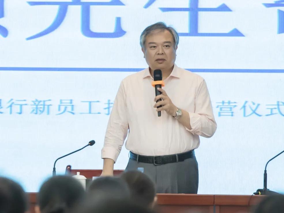 “厦门银行行长吴昕颢：强化对台金融优势，为两岸金融合作增添新动力”
